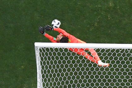 Guillermo Ochoa, un arquero mundialista; el mexicano disputaría su sexta Copa del Mundo en 2026