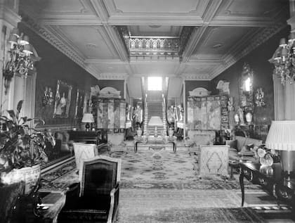 Gran hall de la planta noble, en tiempos de la familia Unzué.