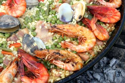 Gran paella en el Patio de los Lecheros