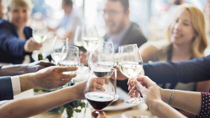 Gran regalo de Navidad! Que te llegue a tu casa una caja de vinos cada mes