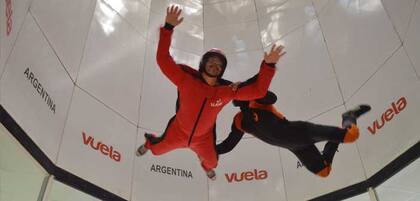 Grandes y chicos pueden divertirse en este increíble túnel de viento