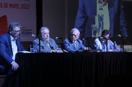 Granica, Vaccaro, Vargas Llosa y Cercas