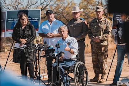 Greg Abbott, gobernador de Texas, mantiene un sueldo anual de US$153.750 desde 2015
