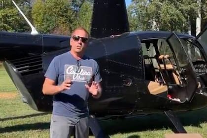 Greg Biffle en la época del huracán Helene, cuando su participación como socorrita voluntario, con su helicóptero personal, salvó numerosas vidas