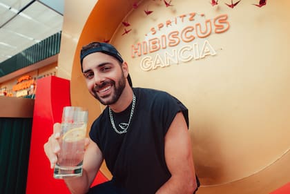 Grego Rosello también se sumó a la inviciativa.