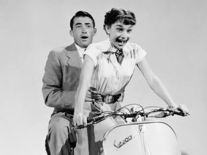 Gregory Peck y Audrey Hepburn en La princesa que quería vivir