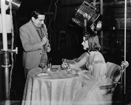 Greta Garbo y Ernst Lubitsch filmando Ninotchka en 1939