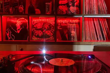 Gris gris bar en Palermo, Cabrera 5918.