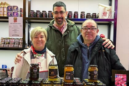 Griselda Muriño, Diego Passannante y Fernando Cevoli, de Raccolto Dalia Patagonia