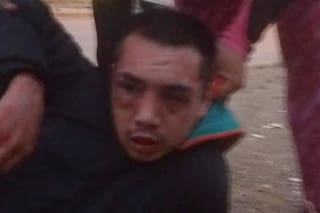 Emboscó al hombre que acosaba a su hija por Facebook y le dio una paliza