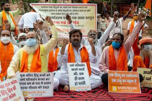 Grupos hindúes de derecha han exigido durante mucho tiempo una ley nacional contra la conversión religiosa