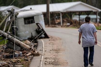 Grupos latinos y una red de 14 organizaciones pertenecientes a la coalición NC Counts, lideran una campaña de donación Carolina del Norte. (AP Foto/Mike Stewart) - Archivo