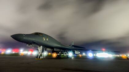 Un bombardero de B-1B Lancer en la base de Anderson, Guam