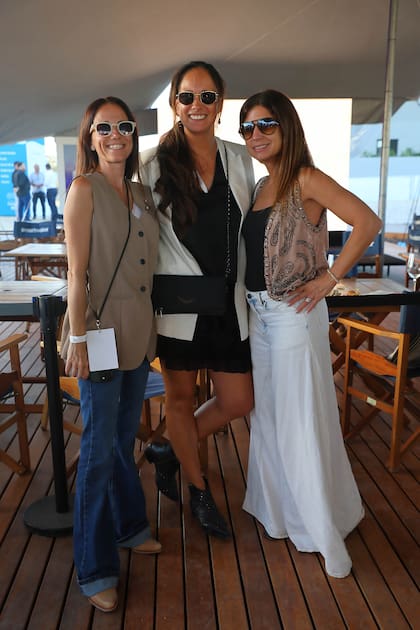 Guadalupe Ferrer; jefa de Eventos de LA NACION; Mariana Da Silva y Martina Fielder, Gerenta de Marketing B2B de LA NACION