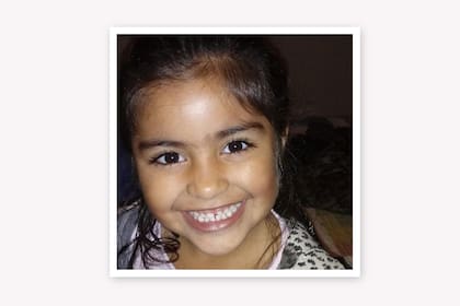 Guadalupe Lucero está perdida desde el 14 de junio de 2021; tenía 5 años cuando desapareció el 14 de junio de 2021 en la ciudad capital de San Luis; la última vez que la vieron estaba jugando afuera de la casa de su tía, junto a otros niños; su mamá, Yamila, tiene la certeza de que está viva y podría estar en otra provincia u otro país