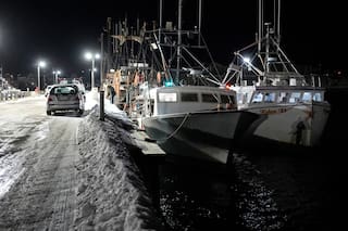 Guardia Costera de EEUU suspende búsqueda tras hundimiento de barco pesquero en Massachusetts