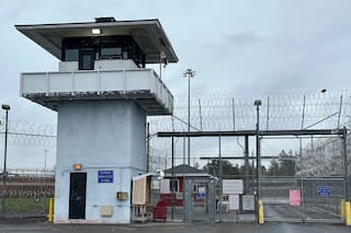 Guardia de prisión en Nueva York es declarado culpable de muerte de preso