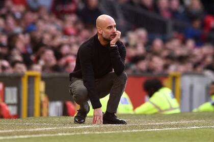 Guardiola busca reforzar la defensa de Manchester City con un marcador central