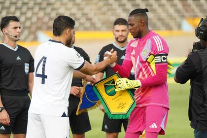 Guatemala perdió 3-0 en su último partido eliminatorio en contra de Jamaica (X/@fedefut_oficial)