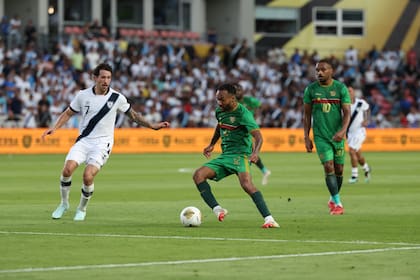 Guatemala tuvo que luchar en su último partido para sacar un resultado y meterse en la segunda fase del torneo
