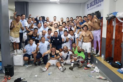 Guatemala venció a El Salvador y se colocó como tercero en la tabla del Grupo A (Facebook/Federación de Fútbol de Guatemala)