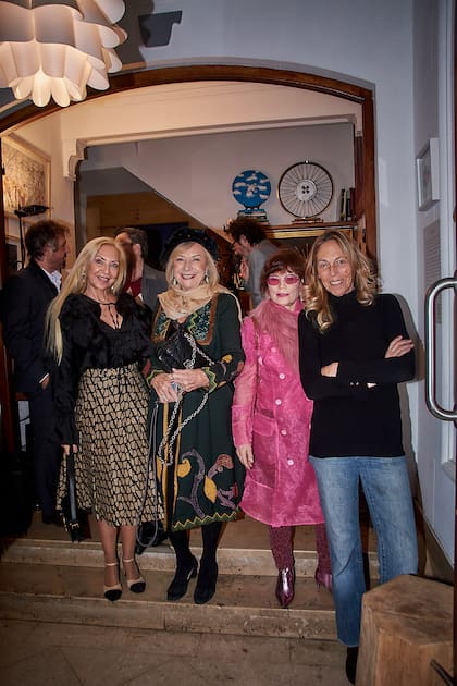 Guchy Zappa, Patricia Ezcurdía, "Pitu" Antequera y Marcela García Jiménez