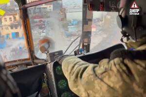 La peligrosa operación de los soldados de Ucrania para resistir los ataques rusos en Mariupol