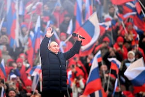 Putin encabezó un extravagante acto en un estadio de fútbol, pero sorpresivamente se cortó la transmisión