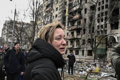 Varias personas murieron el 14 de marzo, cuando varios barrios de la capital de Ucrania, Kyiv, fueron objeto de bombardeos y ataques con misiles