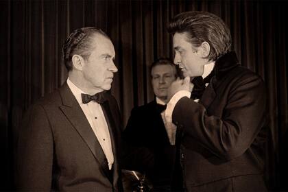 El presidente y el cantante, se encuentran en el documental "Nixon and the Man in Black"