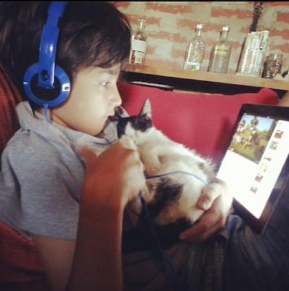 Guido, cuando tenía 9 años. Cumplió su deseo de compartir sus días con un gato.