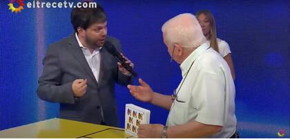 Guido Kaczka se entretuvo hablando sobre frutas con un participante