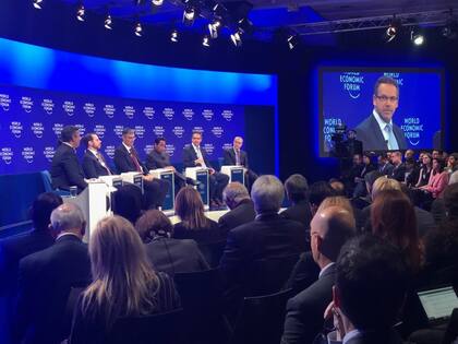 Guido Sandleris participó en una conferencia en el Foro de Davos