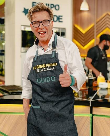 Guido Süller, quien ya demostró su habilidad en la cocina en la competencia de eltrece, será el cocinero de su restó