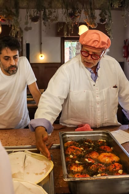 Guido Tassi y Francis Mallmann planificando los platos del evento