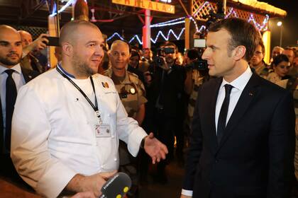 Guillaume Gomez con el presidente Macron
