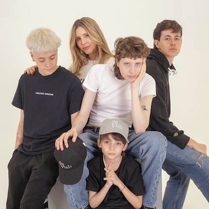 Guillermina Valdes tiene cuatro hijos: Dante, Helena y Paloma, fruto de su relación con Sebastián Ortega, y Lorenzo, junto a Marcelo Tinelli (Foto: Instagram @guillevaldes1)