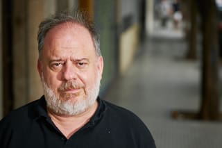 Empezó “de grande”, enamoró con un papel de perdedor y un romance inventado lo puso en el candelero