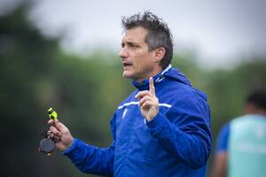 El Mellizo Guillermo: qué pidió el DT de Vélez a raíz del insólito título dado a Rosario Central