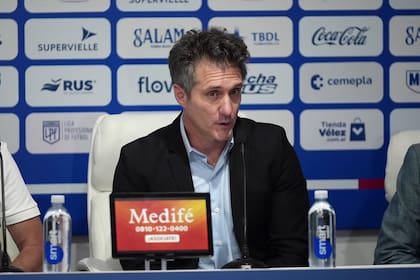 Guillermo Barros Schelotto, en su primera conferencia de prensa