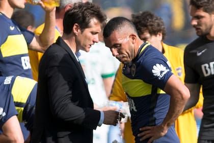 Guillermo Barros Schelotto y Carlos Tevez