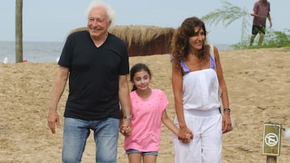 Guillermo Coppola, disfrutando de unos días en familia en José Ignacio