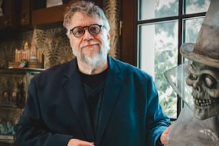 El mexicano Guillermo del Toro subastará piezas icónicas de sus películas
