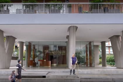 Guillermo Francella es un encargado de edificio obsesionado con su tarea