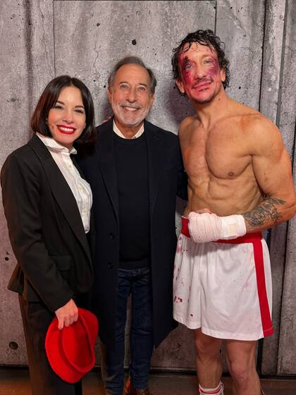 Guillermo Francella posó con Nico Vázquez y Daiana Fernández