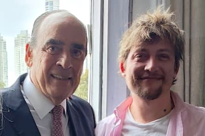 Tras cuestionarlo, Francos dijo que no está en riesgo el puesto de Santiago Caputo en el Gobierno