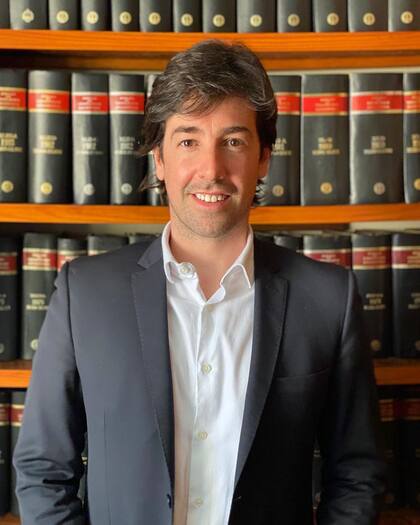 Guillermo Massa, más conocido como Willy Magia, al recibirse como abogado