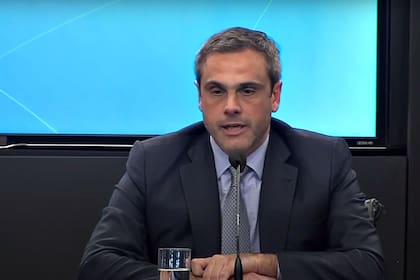 Guillermo Michel durante la conferencia de prensa