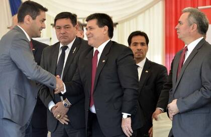 Guillermo Misiano y el presidente del Paraguay, Horacio Cartes