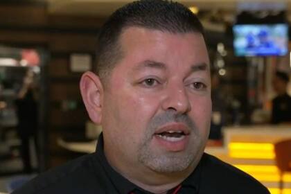 Guillermo Ortiz recibió la nota racista de una pareja que no quiso dejarle propina